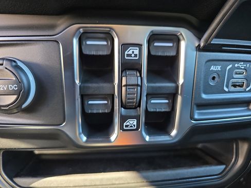 New 2026 Jeep Wrangler Sport S image 28