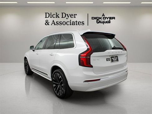 New 2026 Volvo XC60 T8 Ultra image 5