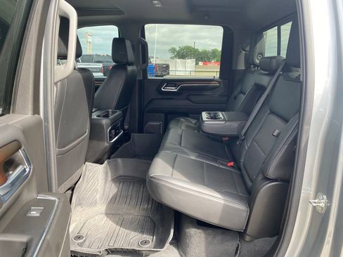 Used 2024 GMC Sierra 3500 Denali w/ Denali Reserve Package AWD/4WD image 13