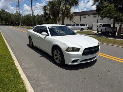 Used 2013 Dodge Charger Police RWD image 4