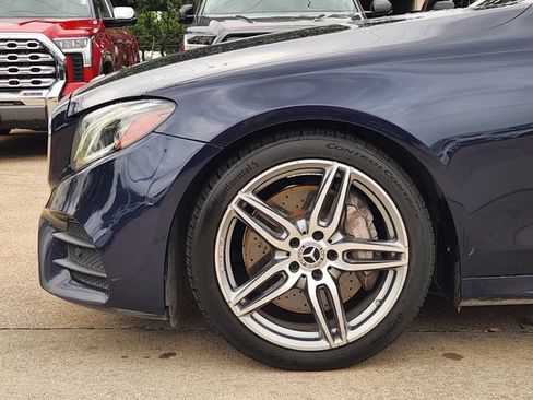 Used 2018 Mercedes-Benz E 300 image 5