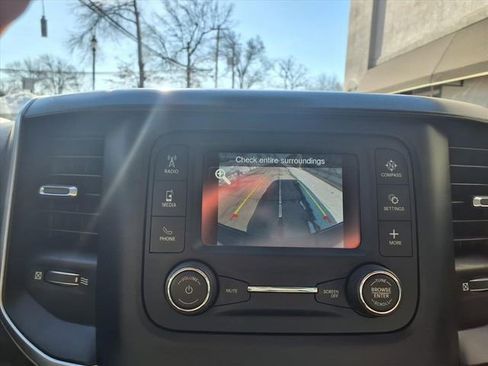 Used 2019 RAM 2500 Big Horn image 21