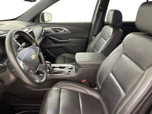 Certified 2023 Chevrolet Traverse LT w/ LT Premium Package image 12