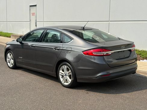 Used 2018 Ford Fusion S FWD image 4