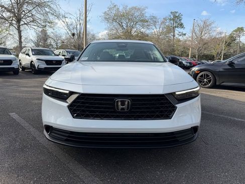 New 2025 Honda Accord SE image 3