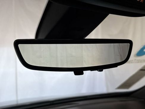 Certified 2023 Chevrolet Traverse LT w/ LT Premium Package image 18