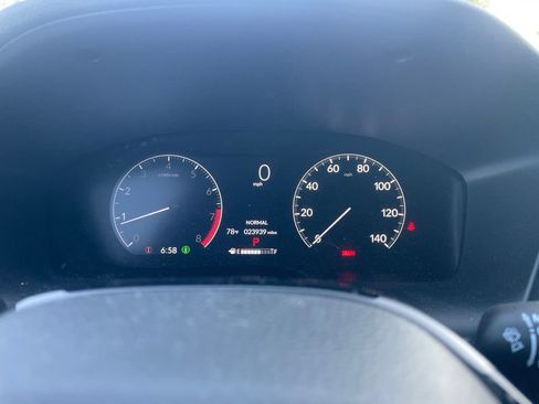 Used 2024 Honda HR-V Sport image 12
