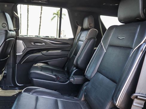 Used 2022 Cadillac Escalade Sport w/ Touring Package AWD/4WD image 26