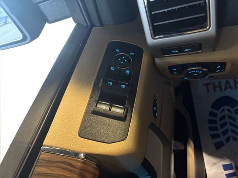Used 2019 Ford F150 Lariat w/ Equipment Group 502A Luxury AWD/4WD image 36