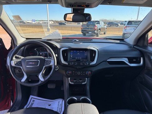 Used 2022 GMC Terrain SLT w/ Infotainment Package II image 25
