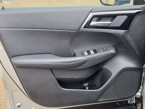 Used 2024 Mitsubishi Outlander SE AWD/4WD image 19