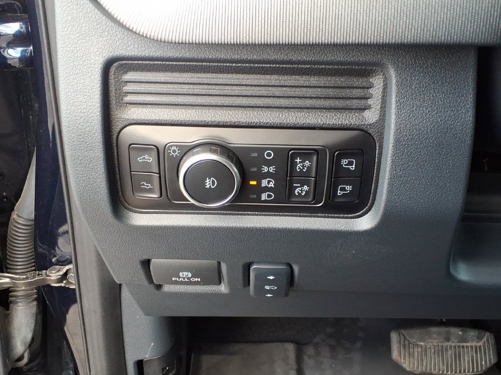 Used 2025 Ford F250 Platinum AWD/4WD image 37