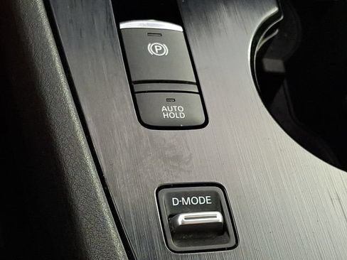 Used 2023 Nissan Rogue SV w/ SV Premium Package FWD image 29