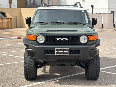 Used 2013 Toyota FJ Cruiser 4WD image 11