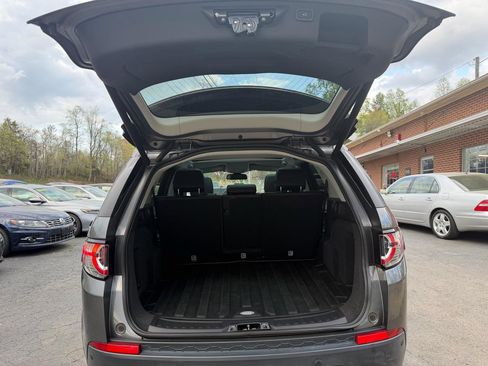 Used 2016 Land Rover Discovery Sport HSE image 19