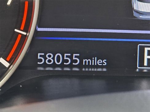 Used 2023 Nissan Altima 2.5 SR image 32