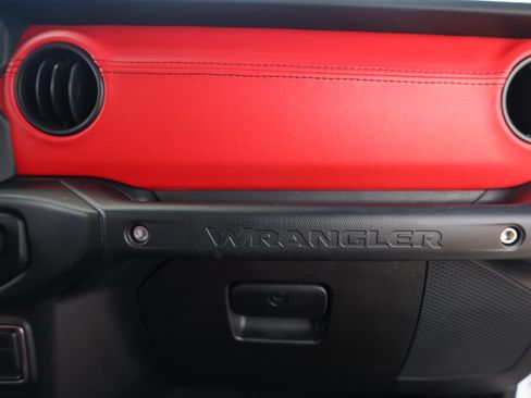 Used 2020 Jeep Wrangler Unlimited Sport AWD/4WD image 5