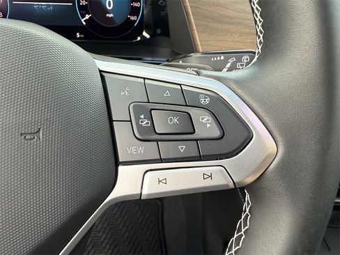 New 2026 Volkswagen Atlas SE image 15