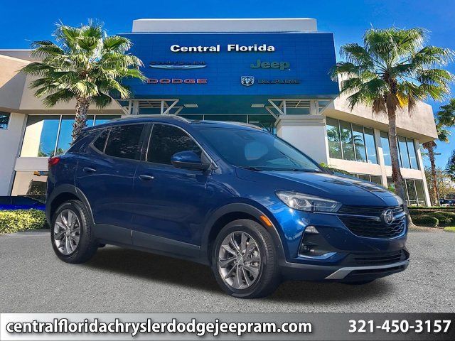 Used 2022 Buick Encore GX Essence w/ Advanced Technology Package FWD image 1