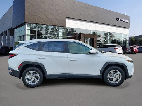 Certified 2022 Hyundai Tucson SE w/ Winter Package image 4
