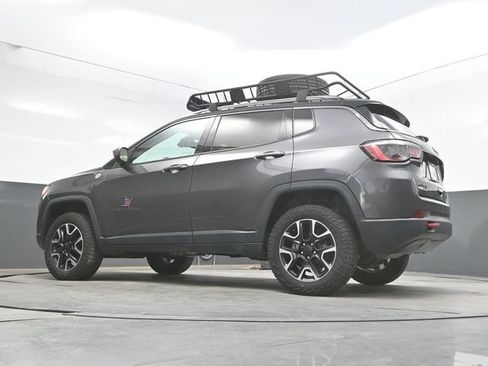 Used 2021 Jeep Compass Trailhawk AWD/4WD image 33