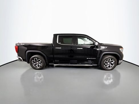 Used 2022 GMC Sierra 1500 SLT w/ SLT Premium Plus Package image 8