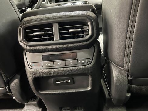 New 2025 Honda Pilot EX-L image 30