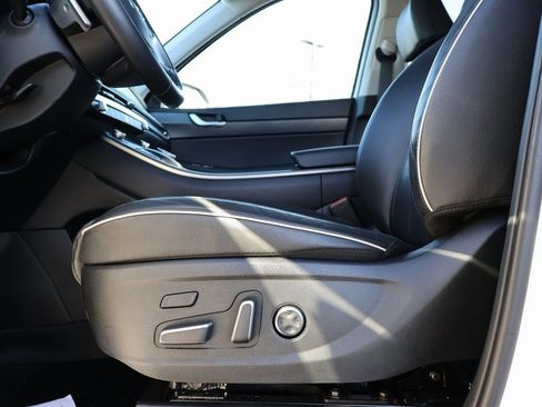 Used 2023 Hyundai Palisade Limited image 39