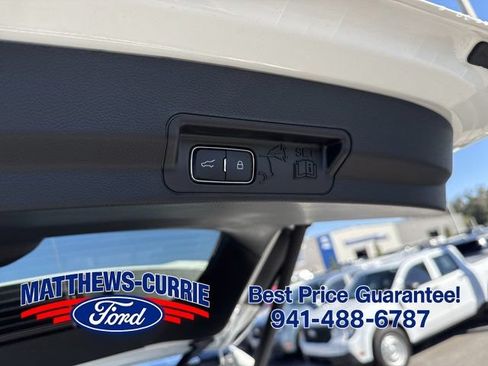 New 2026 Ford Explorer ST-Line w/ ST-Line Street Pack RWD image 15