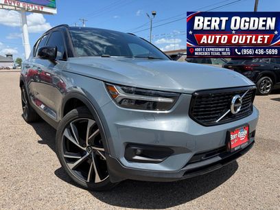 Used 2021 Volvo XC40 T5 R-Design w/ Advanced Package