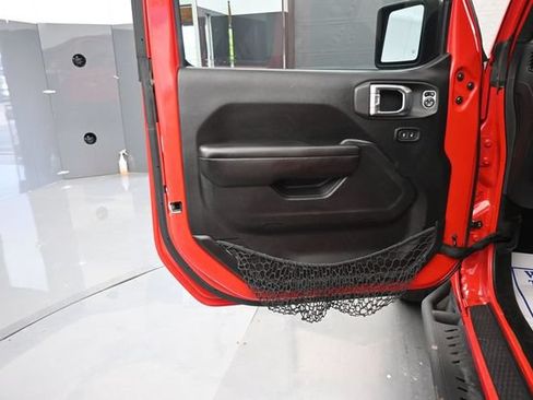 Used 2018 Jeep Wrangler Unlimited Sport S AWD/4WD image 10