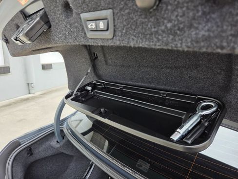 Used 2013 BMW M5 RWD image 50