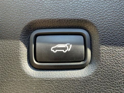 Used 2023 Hyundai Santa Fe SEL AWD/4WD image 30