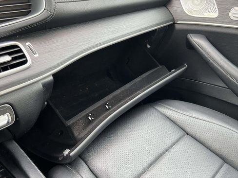 Used 2022 Mercedes-Benz GLS 450 4MATIC image 35