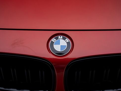 Used 2018 BMW M4 Coupe image 13