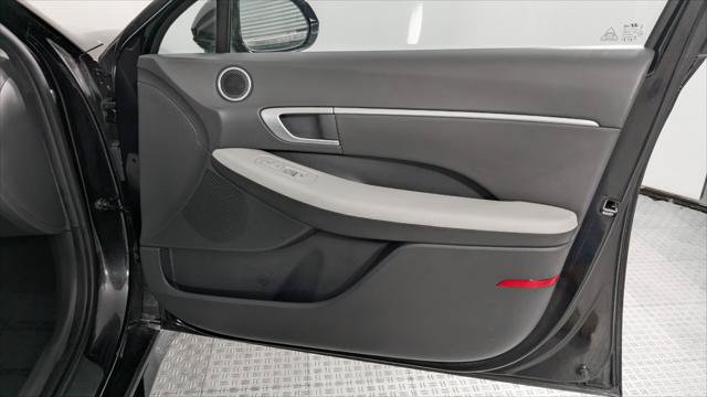 Used 2025 Hyundai Sonata SEL FWD image 22