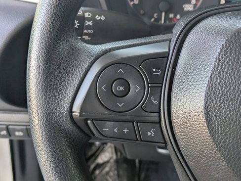 Used 2025 Toyota Corolla LE image 22
