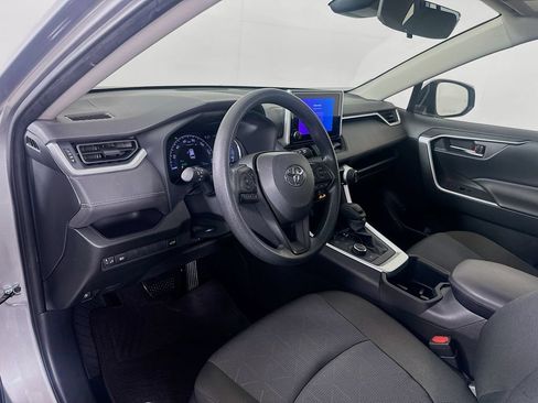 Certified 2024 Toyota RAV4 XLE w/ Convenience Package AWD/4WD image 9