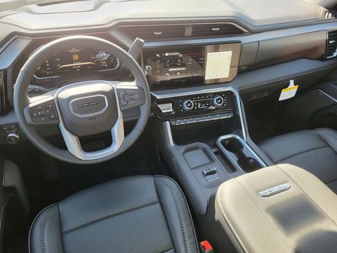 New 2026 GMC Sierra 2500 Denali w/ Denali Reserve Package image 5