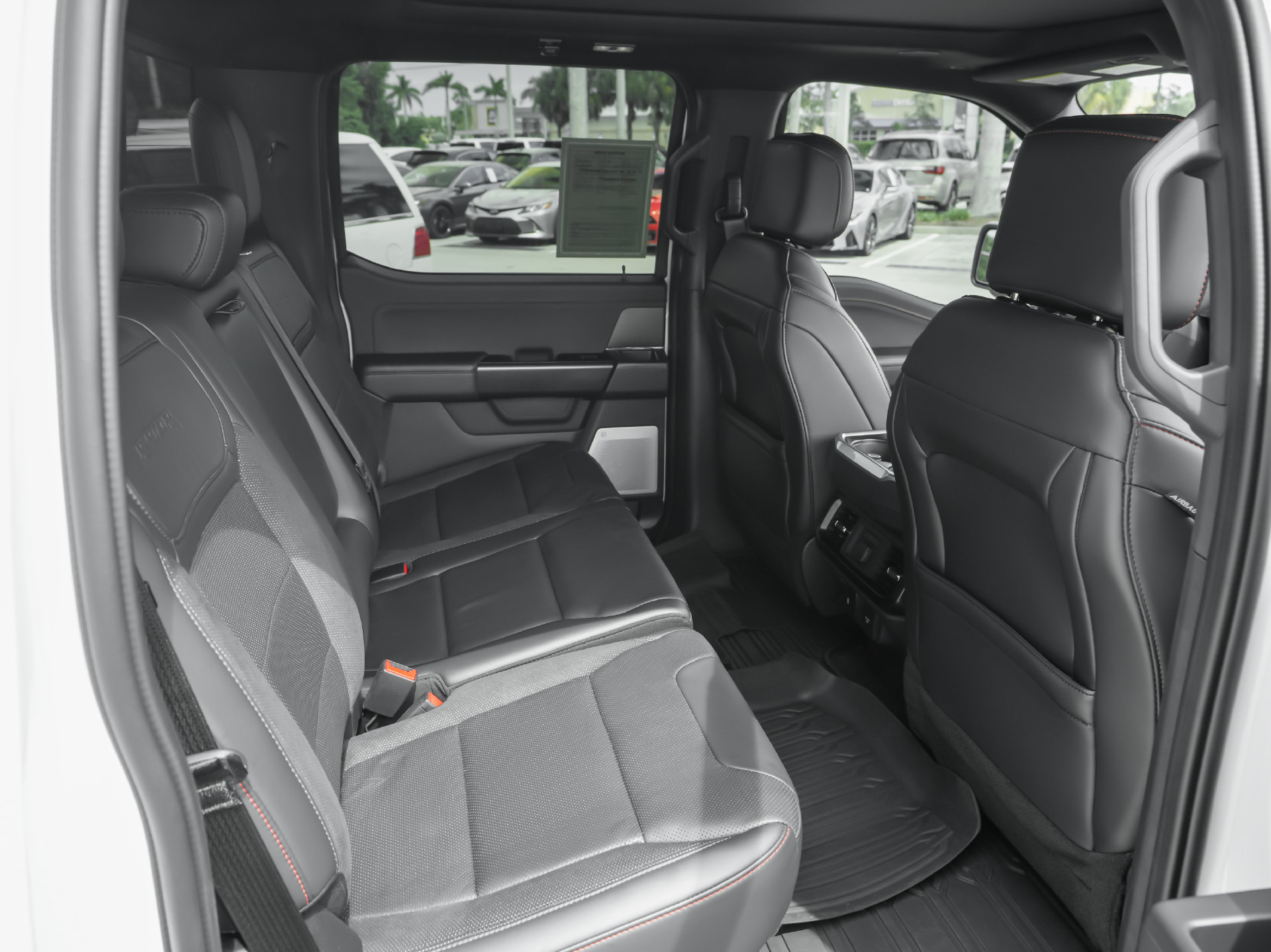 Used 2025 Ford F150 Raptor AWD/4WD image 7