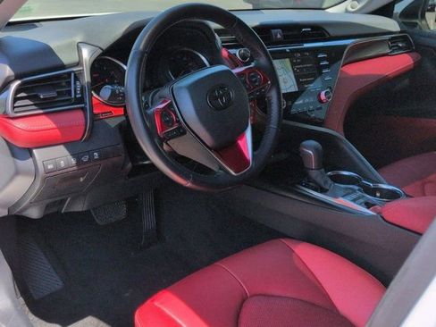 Used 2019 Toyota Camry XSE w/ Driver Assist Package FWD image 9