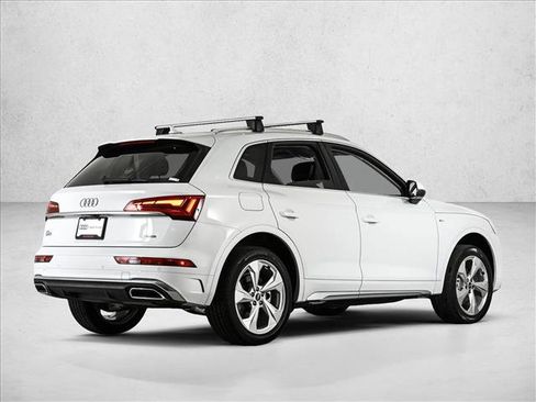 Used 2023 Audi Q5 2.0T Premium Plus w/ Premium Plus Package AWD/4WD image 5