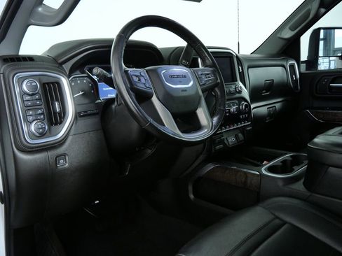 Used 2022 GMC Sierra 2500 Denali w/ Denali Ultimate Package image 19