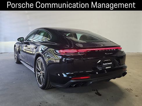 Certified 2023 Porsche Panamera image 3