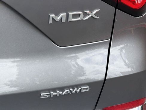 Used 2024 Acura MDX SH-AWD w/ Technology Package image 8
