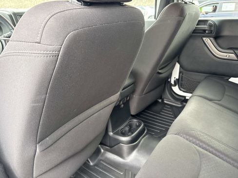 Used 2014 Jeep Wrangler Unlimited Sport w/ Quick Order Package 24S image 29