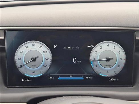 Used 2023 Hyundai Tucson Limited AWD/4WD image 11