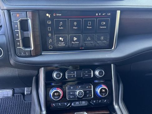 Used 2024 GMC Yukon Denali Ultimate image 28