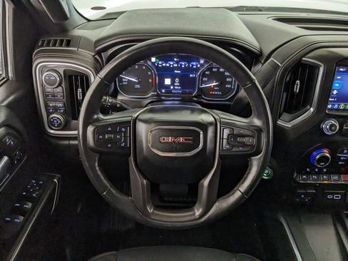 Used 2021 GMC Sierra 1500 AT4 w/ AT4 Value Package AWD/4WD image 10
