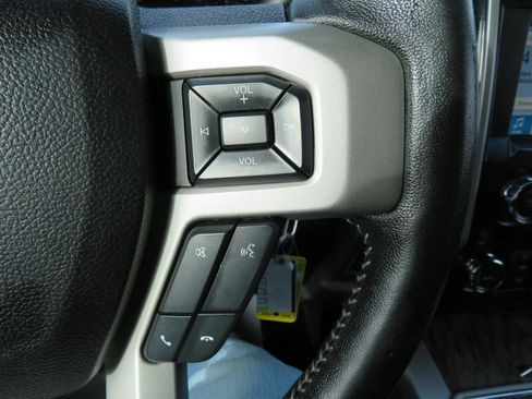 Used 2019 Ford F250 Lariat AWD/4WD image 16